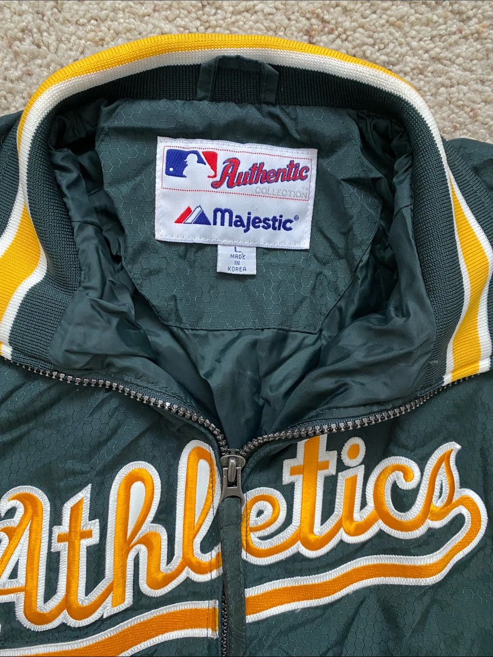 Vintage Majestic Oakland A’s Dugout Jacket. NWOT. L. - Picture 2 of 9
